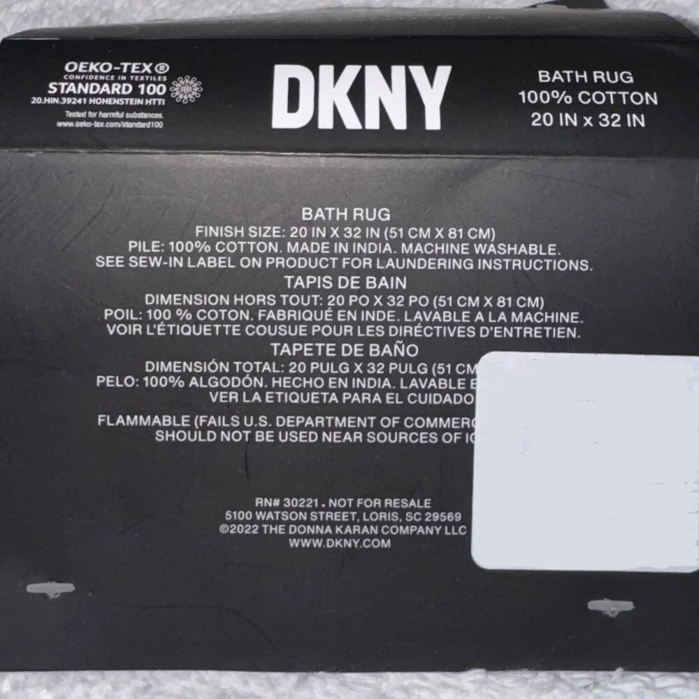 DKNY 20 x 32 White Bath Rug Mat Reversible COTTON Striped Knit Reversible